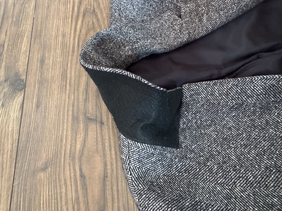 Сіре осіннє пальто COS жіноче