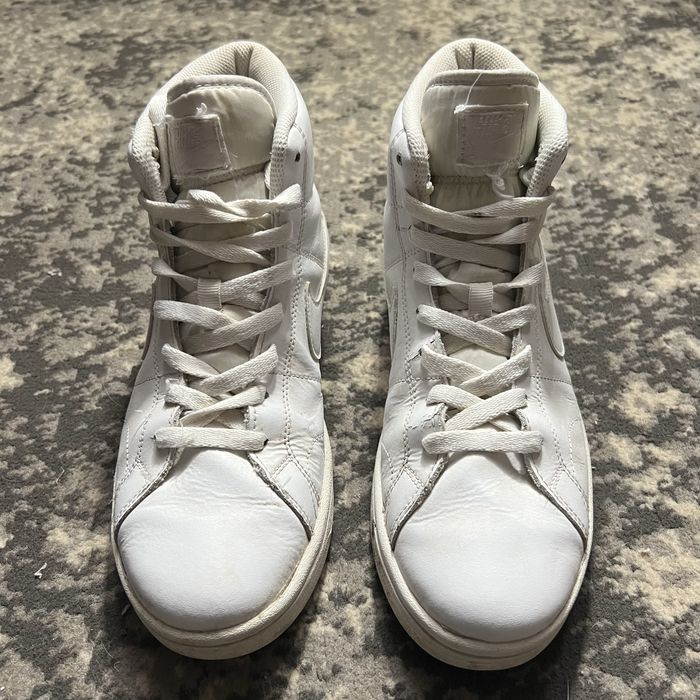 Продаю Nike Court Royale 2 Mid