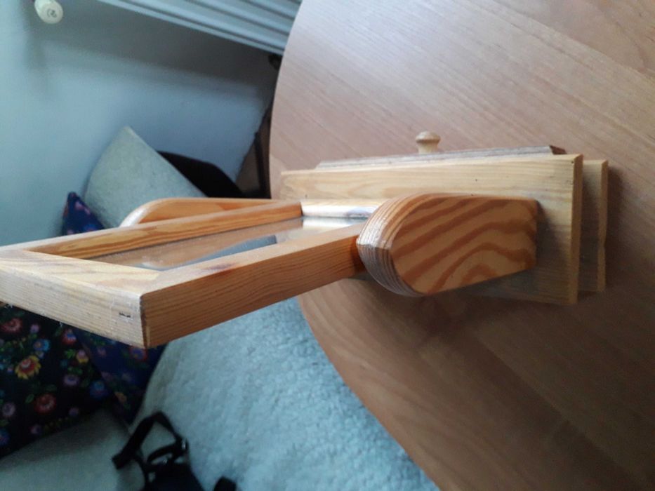 Sprzedam lustro z półeczka drewniane