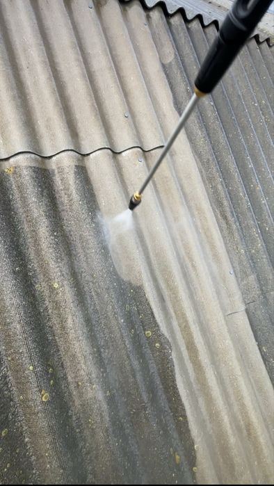 Професійне та не дороге митя парканів, дахів, бруківки від моху та інших типів забрудненя Луцьк та околиці