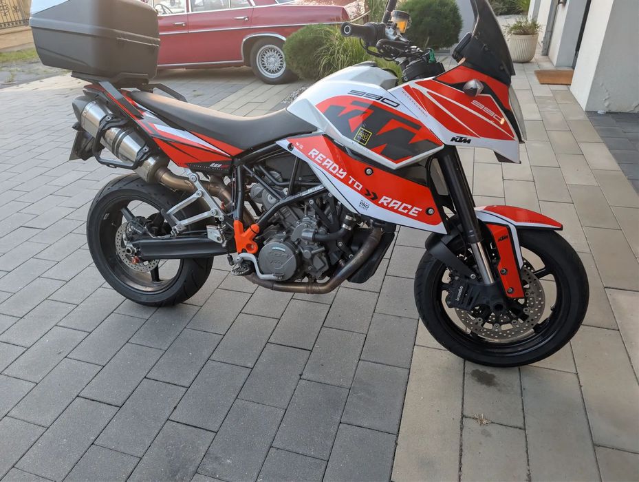 KTM