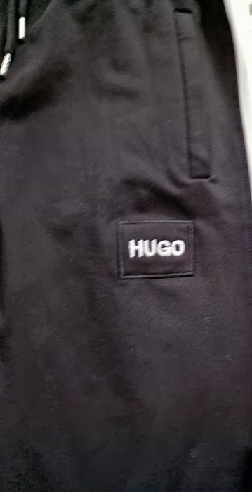 Spodnie dresy "Hugo Boss".