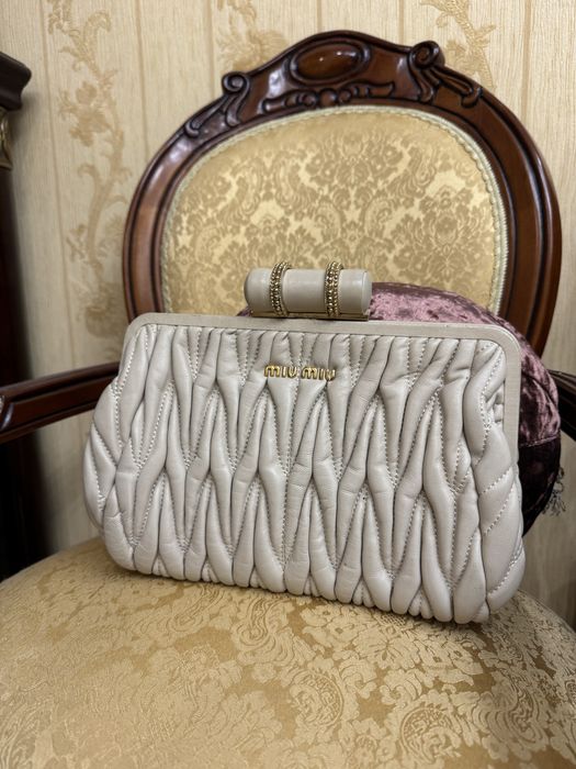 Клатч , сумка miu miu