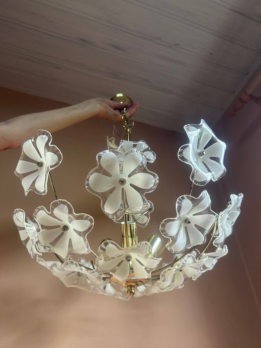 Sprzedam lampę z kwiatkami
