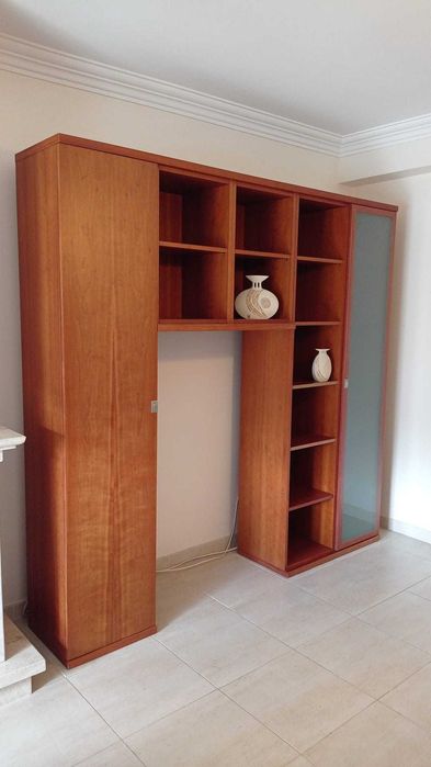 Estante Sala, mobília cerejeira com prateleiras