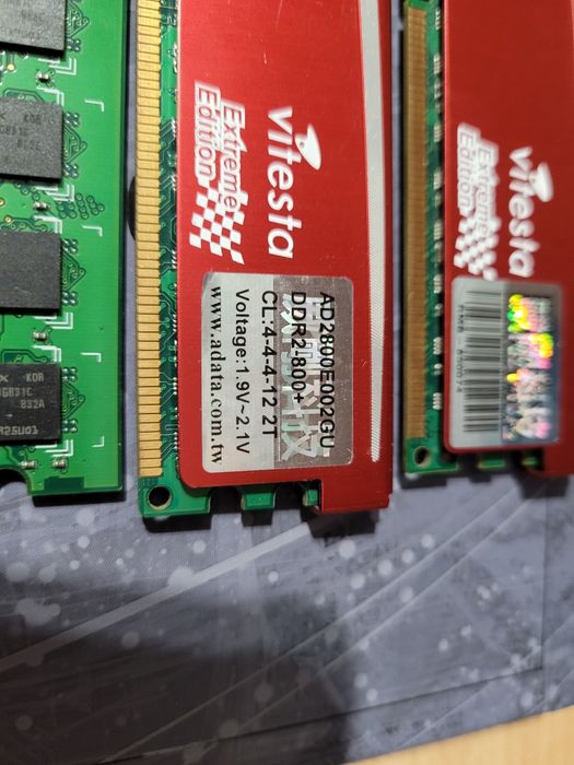 DDR 2 8gb razem 4x2gb dual channel. Adata Mushkin OCZ