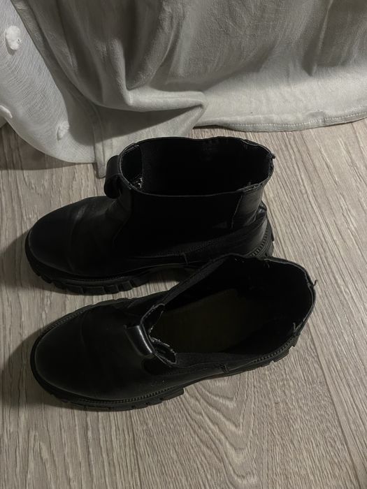 Челсі кросівки стильні