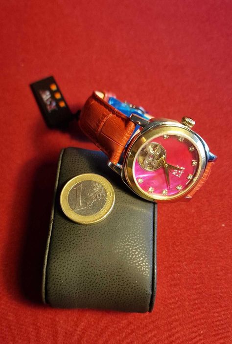 Relógio RSW Juliette (Open Heart) - com garantia |NEGOCIÁVEL|