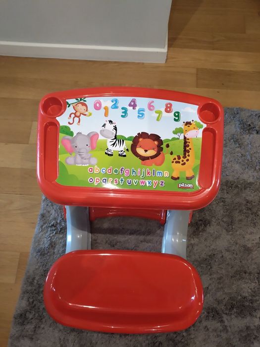 Children's table like new64552984348418120
