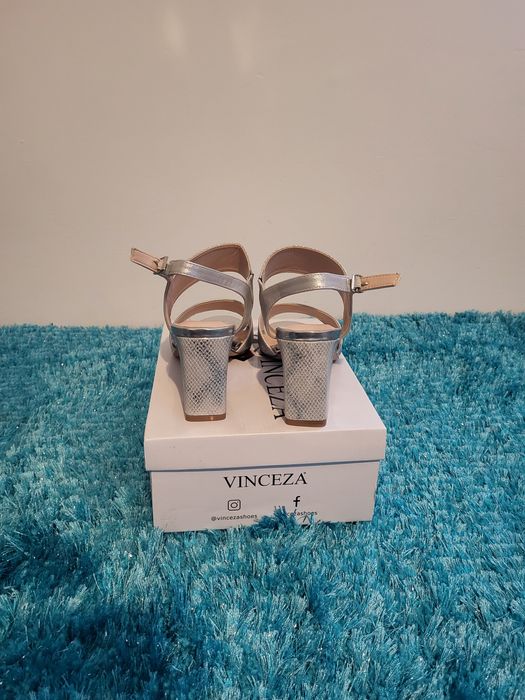 Nowe Sandały Vinceza