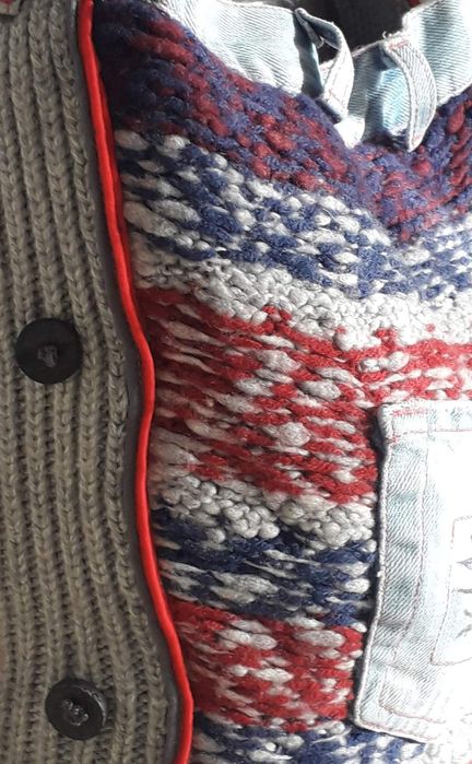 Saco tiracolo em lã e jeans