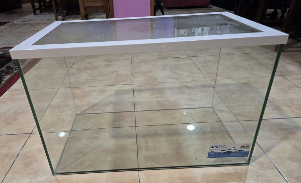 Aquário 80 Litros – Excelente Estado (60x35x38cm)