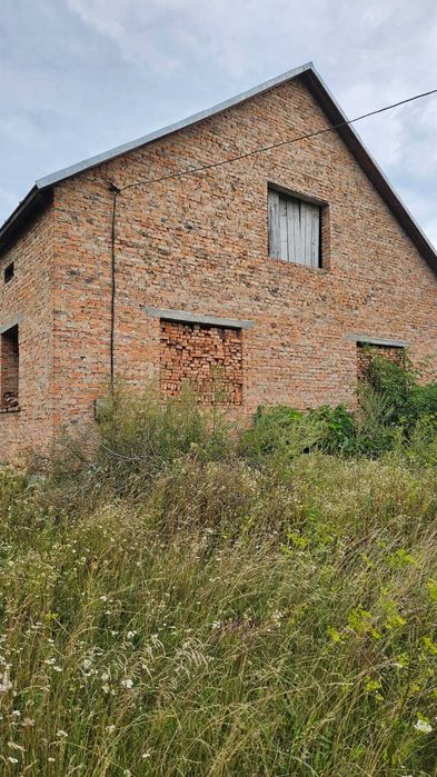 незавершений будинок та земельна ділянка 19,9 сот., с. Старий Добротвір