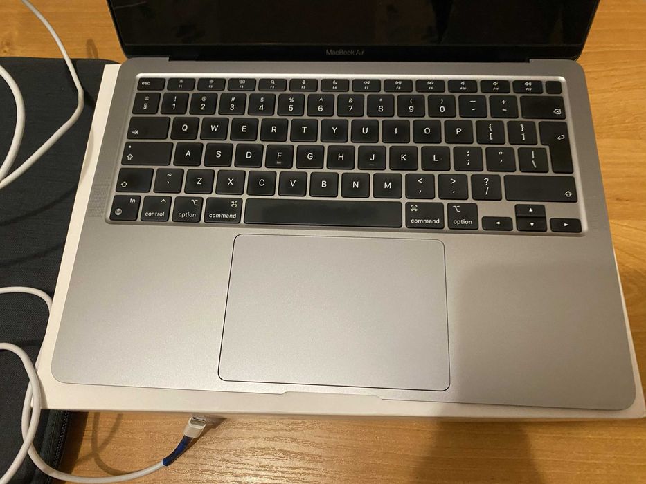Apple macBook Air M1