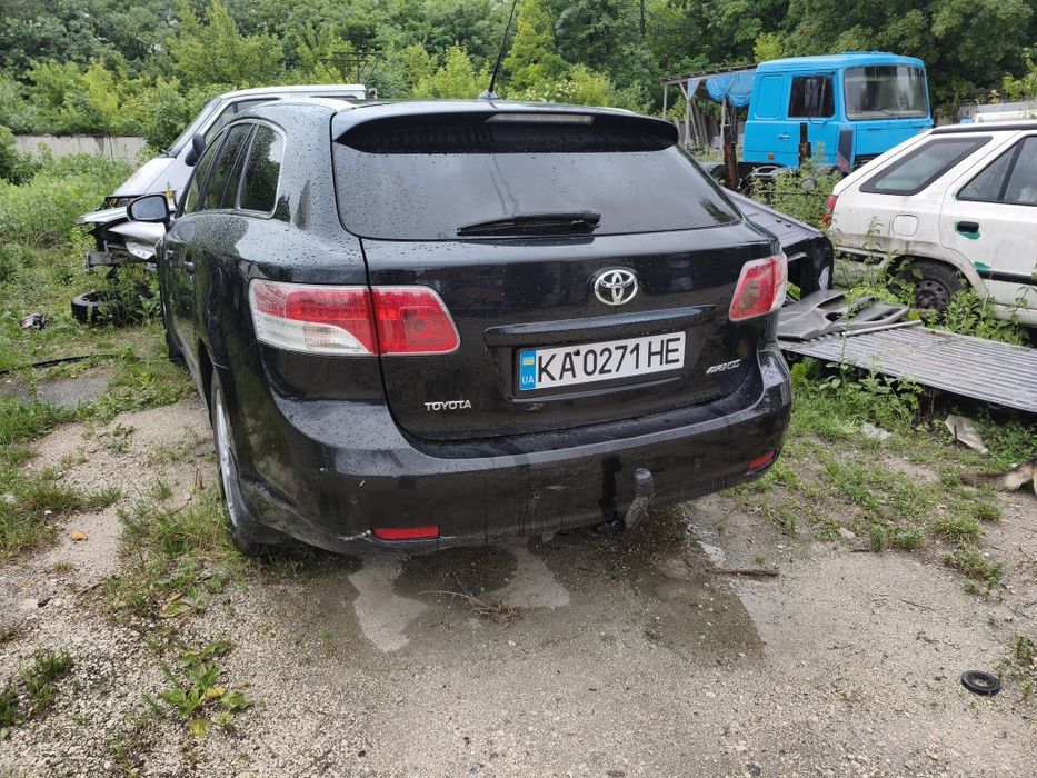 Продам Тойоту авенсіс Т27 після дтп