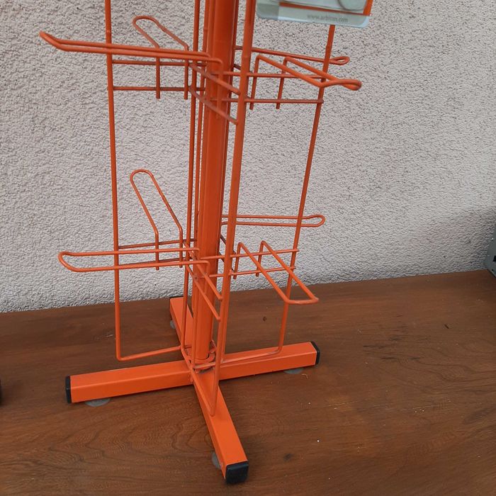 Regał metalowy stojak ekspozytor stojak na zawieszki regał do sklepu
