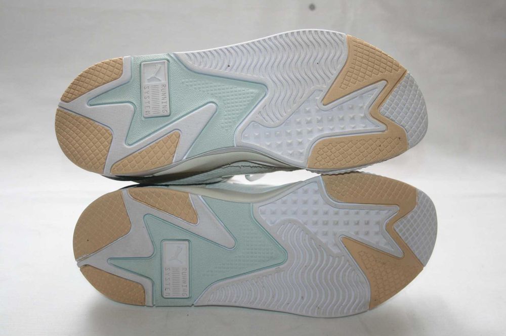 Кроссівки шкіряні  PUMA   роз.39 уст. 25см.