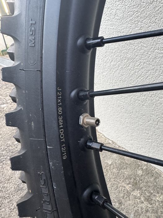 Roda 21 KTM SmPro Platinum