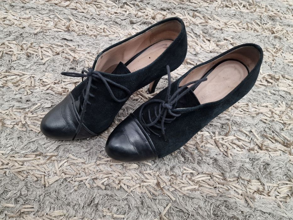 Sapatos botins pretos Gloria Ortiz T 37