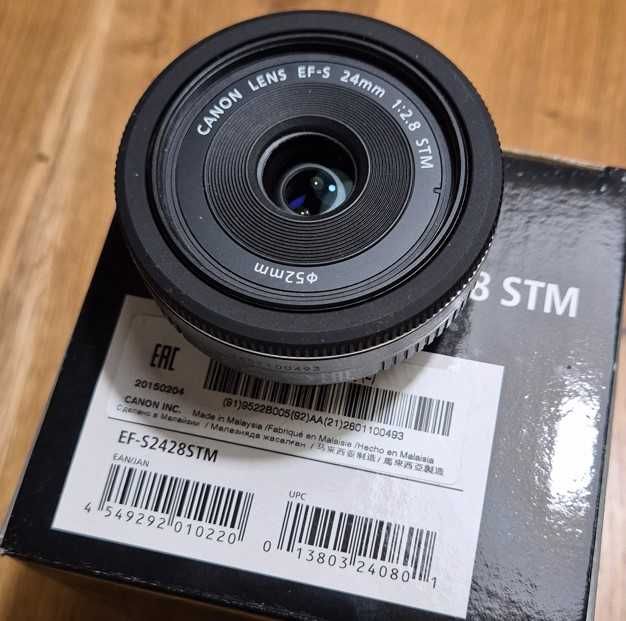 Zestaw Canon EOS 550D + 3 obiektywy + Battery Grip