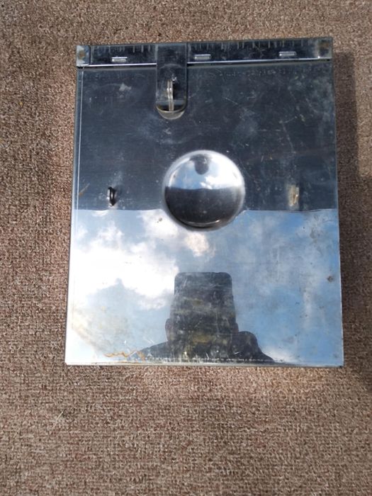 Skrzynka ze stali nierdzewnej