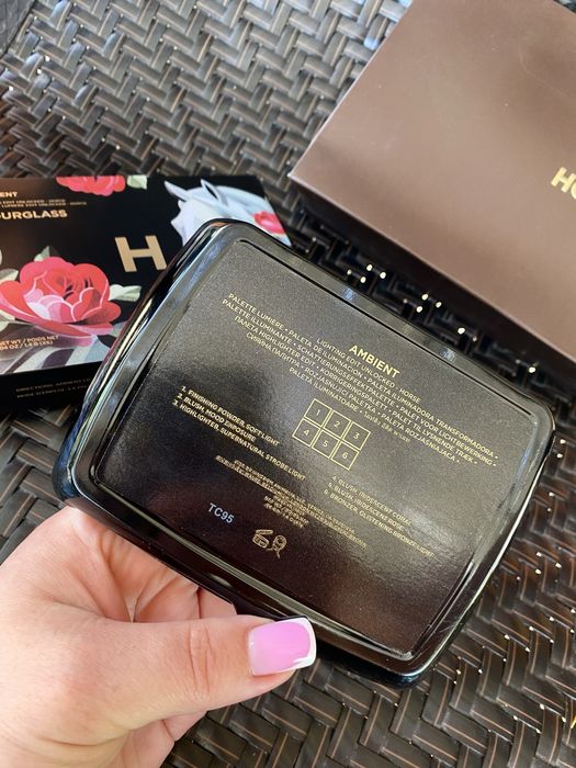 Палетка кінь Hourglass Ambient Lighting Edit Unlocked — Horse