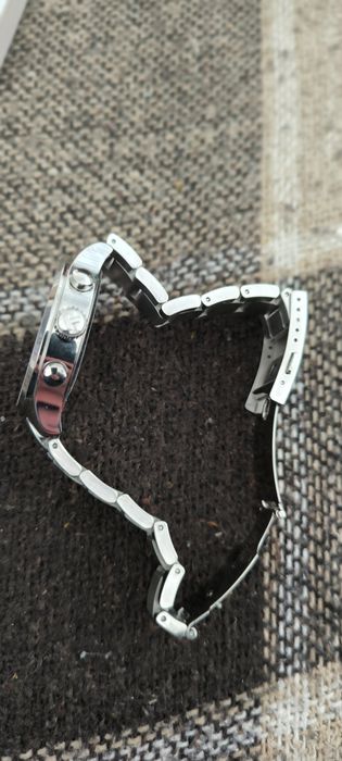 Tissot(near mint)+3 годинники у подарунок(2 near mint+1 good)