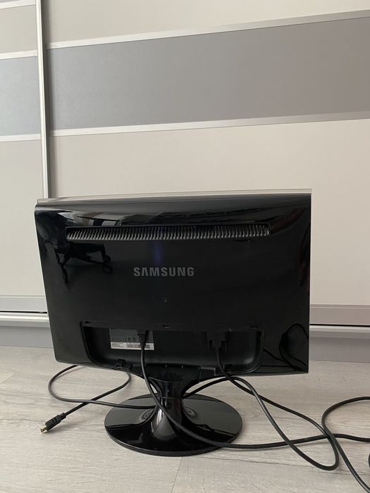 Монітор Samsung.