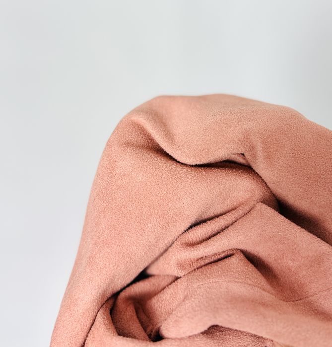 Spódnica ołówkowa a'la zamsz łososiowa M 38