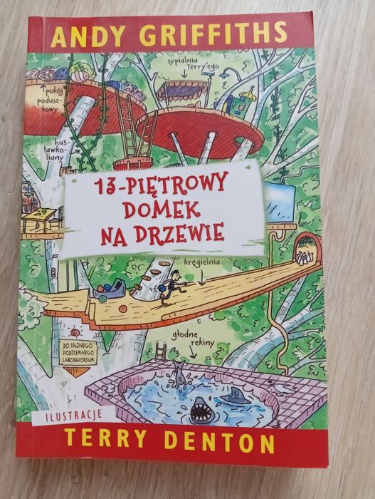 "13-Piętrowy domek na drzewie"