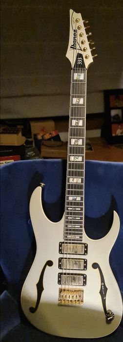 PGM 333  ibanez  Paul gilbert