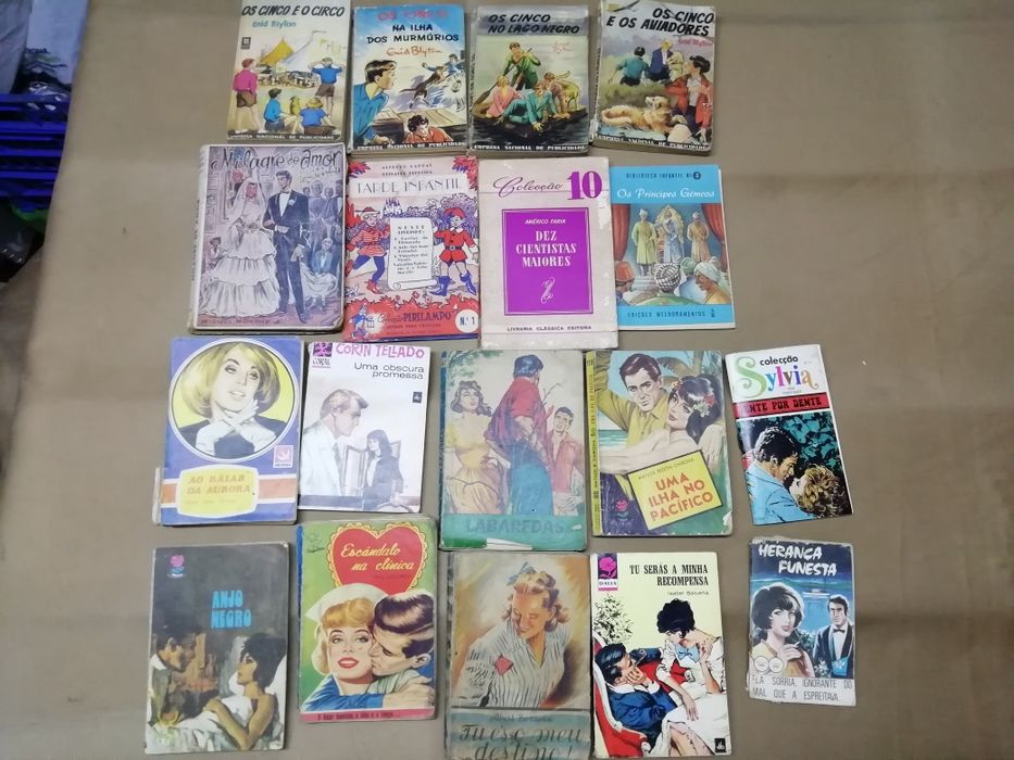 Livros/revistas antigos