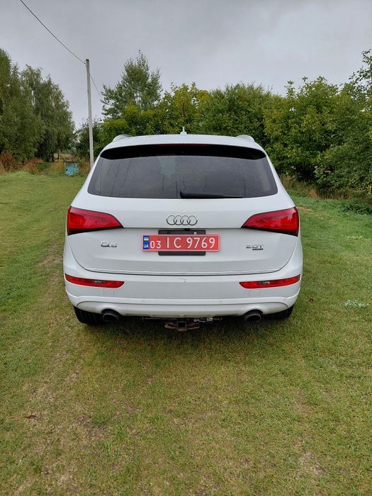 Ауді Q5 2014рік.