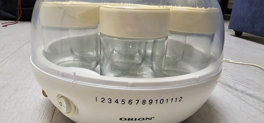 Йогуртниця Orion OR-YM01.