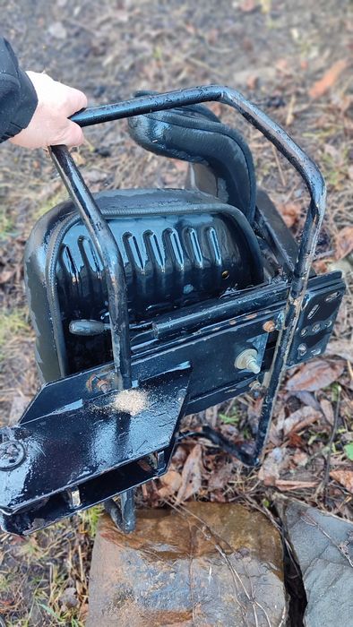 Сидіння в трактор ,погрущик і тд