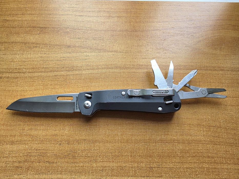 Nóż Leatherman Free K4