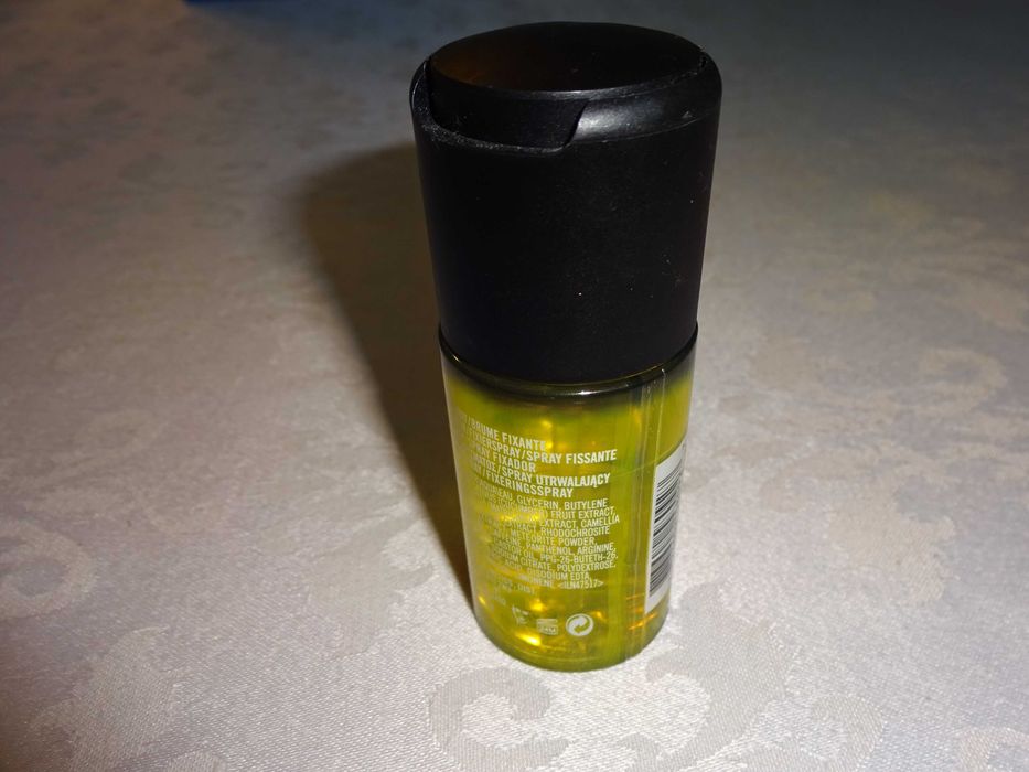 MAC PLAY Fix Setting Spray Brume Fixante utrwalająca mgiełka do twarzy