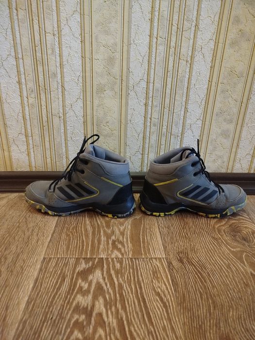 Оригінальні дитячі черевики Adidas Terrex Hyperhiker,33 р,  21 см,