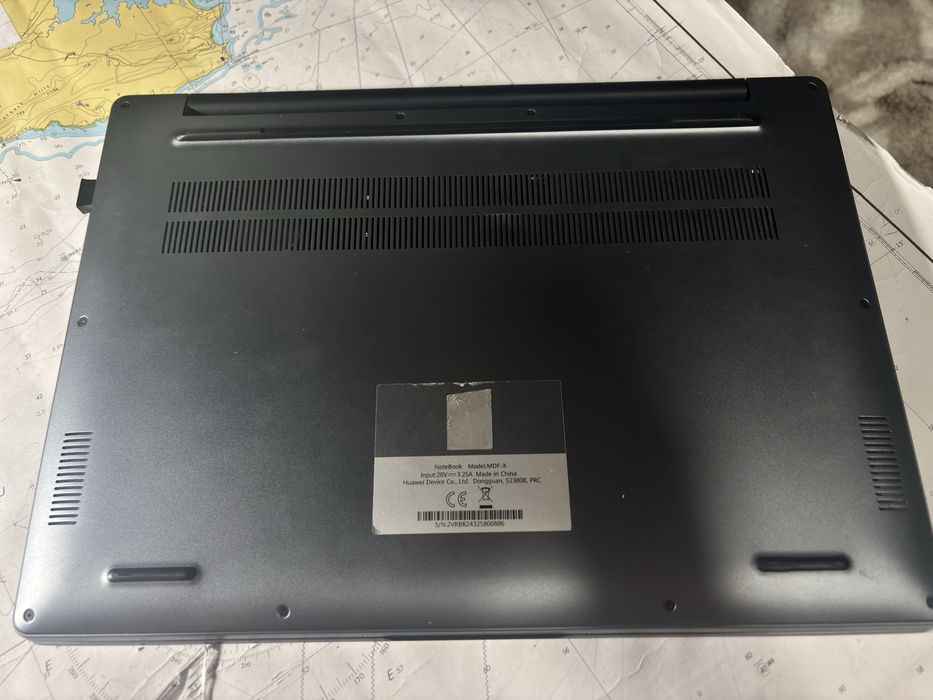 Laptop Huawei Matebook D14