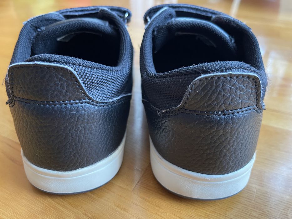 Кроссовки туфли Levis оригинал р35   22.5см