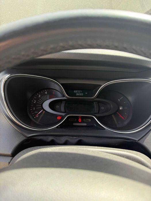 Renault captur impecável