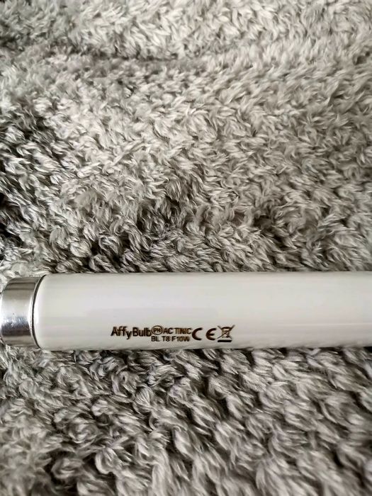 Żarówka neonowa UV owadobójcza (4sztuki)