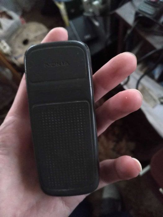 Телефон кнопочный