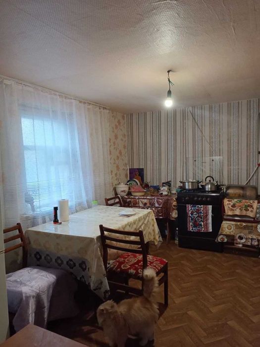 Продаю добротный дом в живописном р-не г Мерефа всё рядом