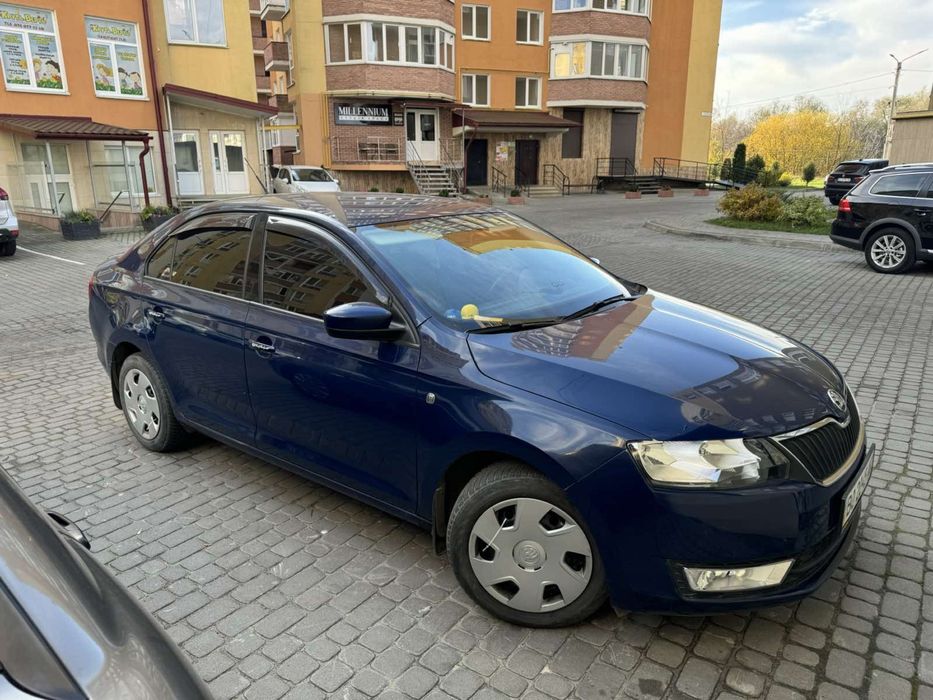Продам Skoda Rapid 2013