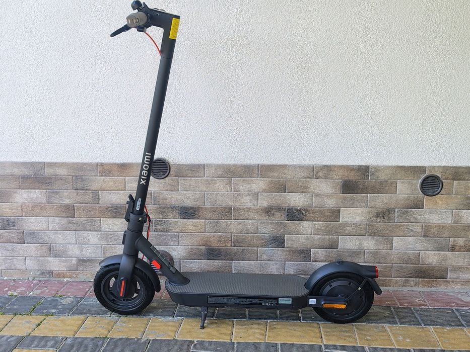 Електросамокат Xiaomi electric scooter 4 pro 2 nd gen