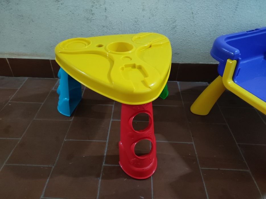 Mesas de plasticina para crianças