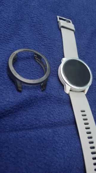 Smartwatch Xiaomi Watch S1 Active com pouco uso