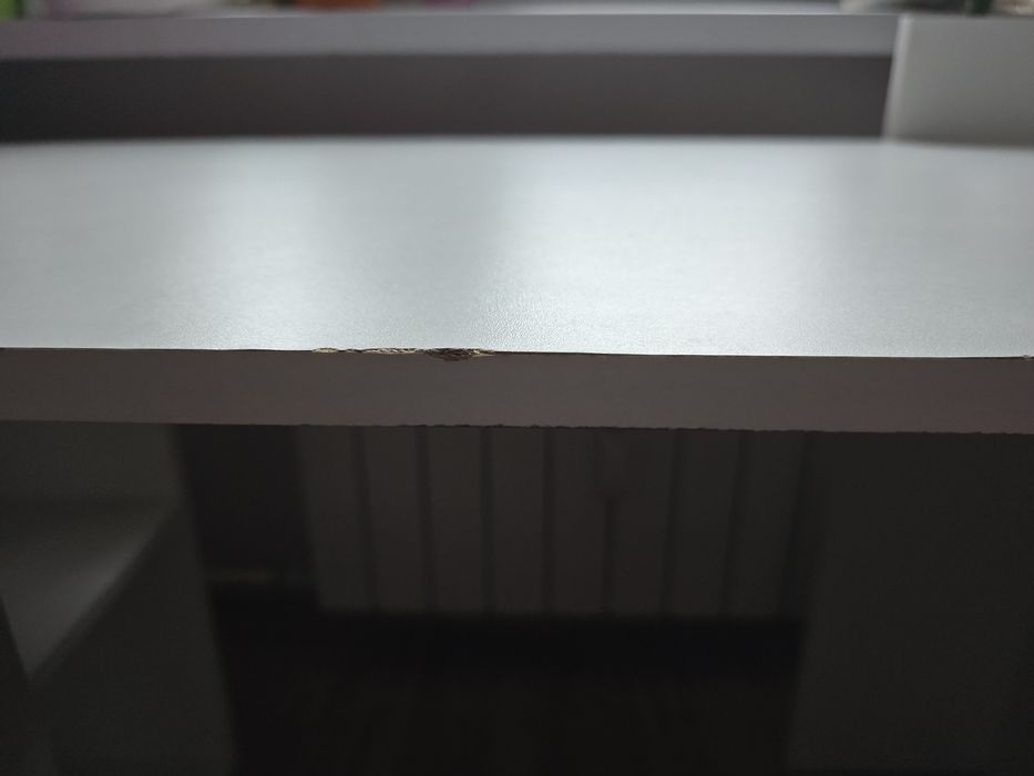 Białe biurko 120x55x76