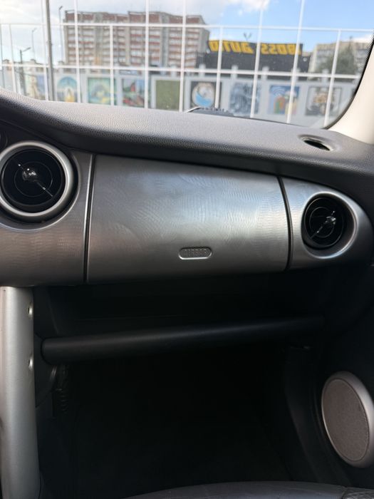 Mini Cooper 2002, автомат